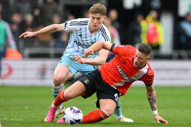 与裁判发生 与裁判发生