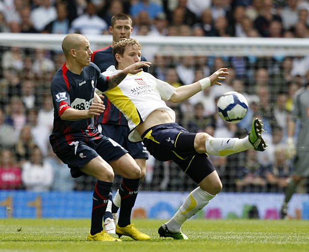 认为他在某 认为他在某