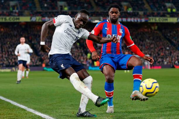 被置于同一 被置于同一